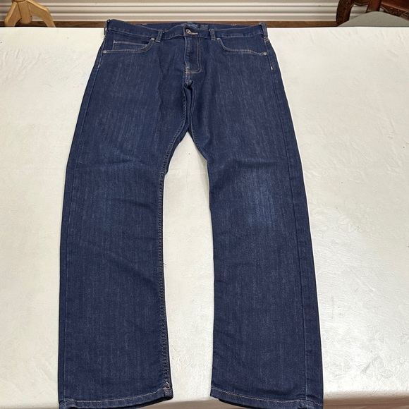 Patagonia 33x32 Slim Straight Jeans - Picture 3 of 12